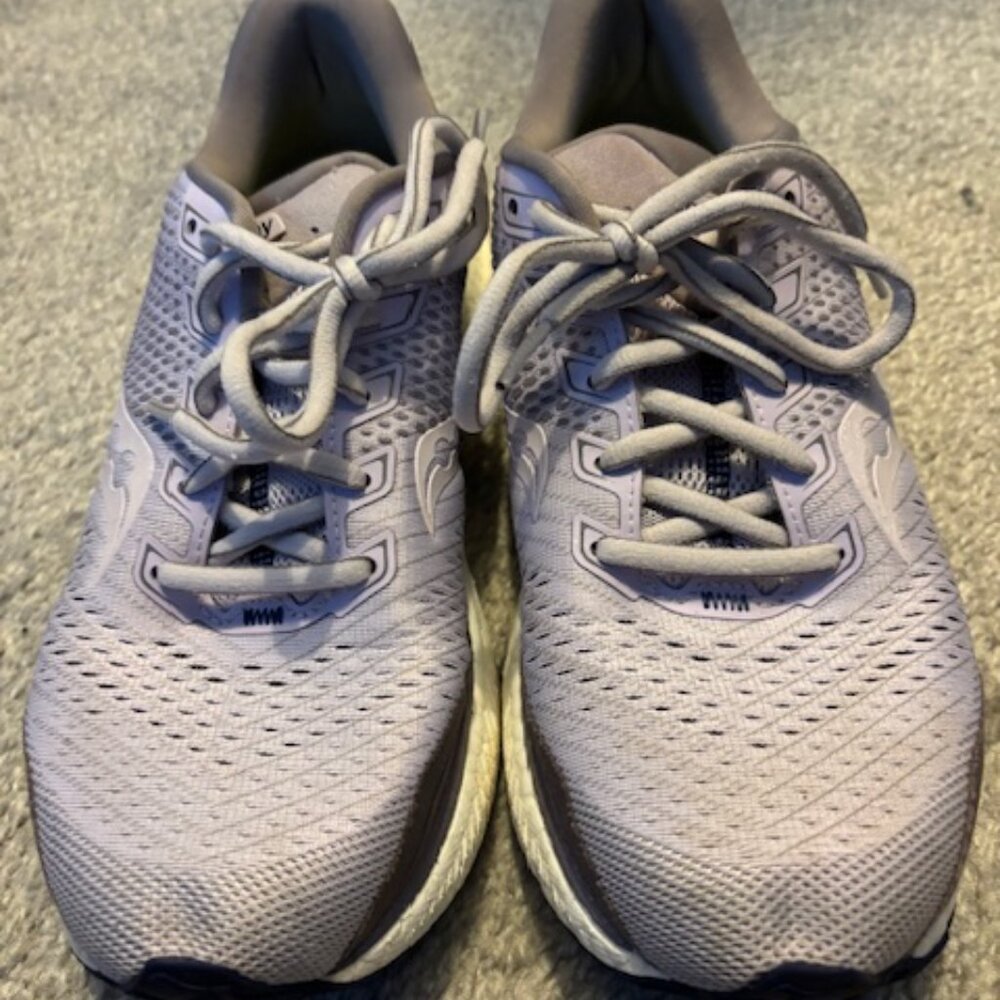 Saucony Triumph 18 Athletic Running Shoes for Women Size 8.5 - Picture 3 of 8